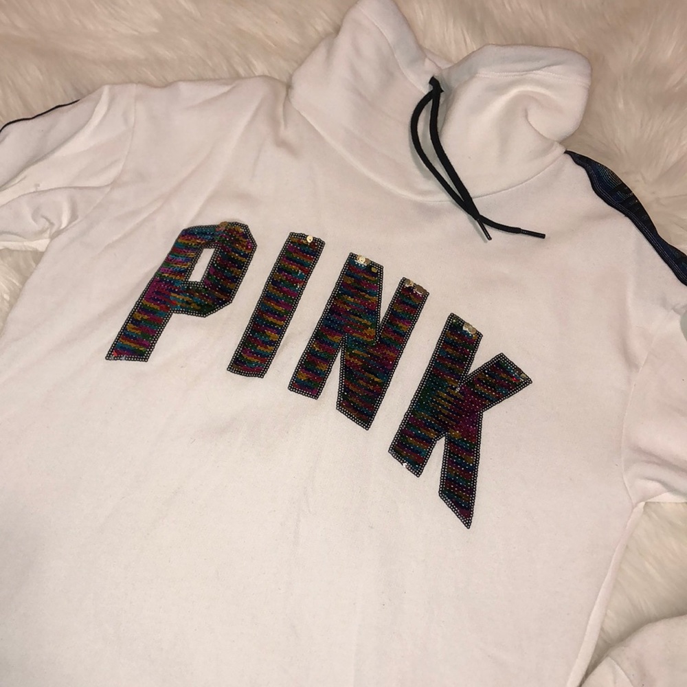 Pink sweater - Picture 2 of 3